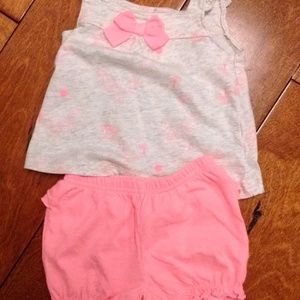 Baby girl sleeveless outfit